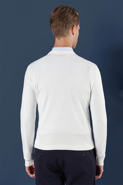 TR 858 Slim Fit Ekru Klasik Triko