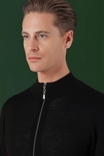 TR 860 Slim Fit Siyah Klasik Triko