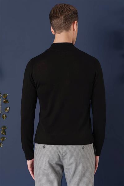 TR 861 Slim Fit Siyah Klasik Triko