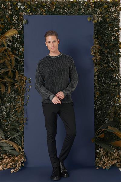 TR 862 Slim Fit Siyah Klasik Triko