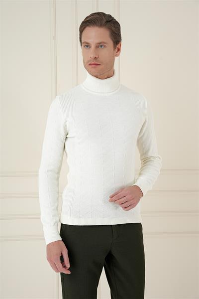TR 870 Slim Fit Ekru Klasik Triko