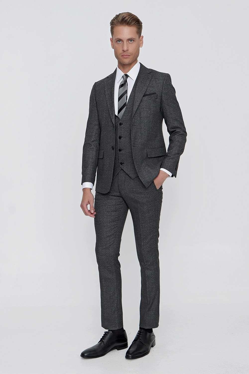TK 860 Slim Fit Siyah Klasik Takım Elbise