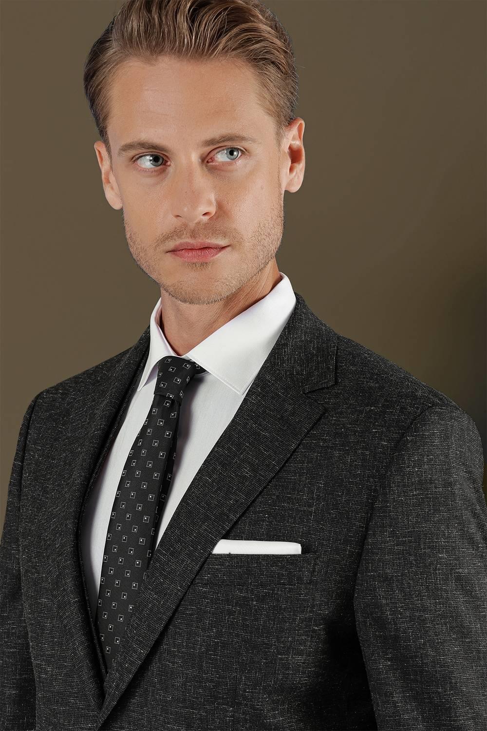 TK 873 Slim Fit Siyah Klasik Takım Elbise