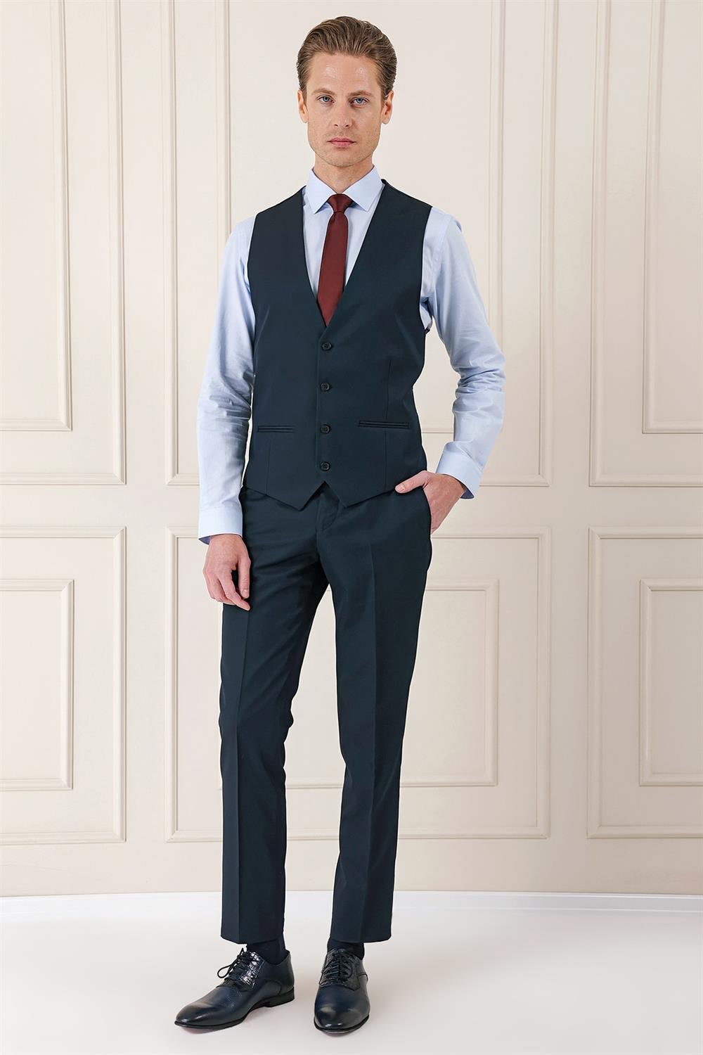 Tk 891 Slim Fit Düz Yelekli Klasik Lacivert Takım Elbise