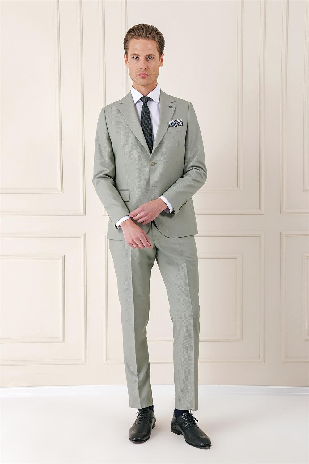 Tk 893 Slim Fit Jakarlı Çift Yırtmaç Klasik Nil Yeşili Takım Elbise