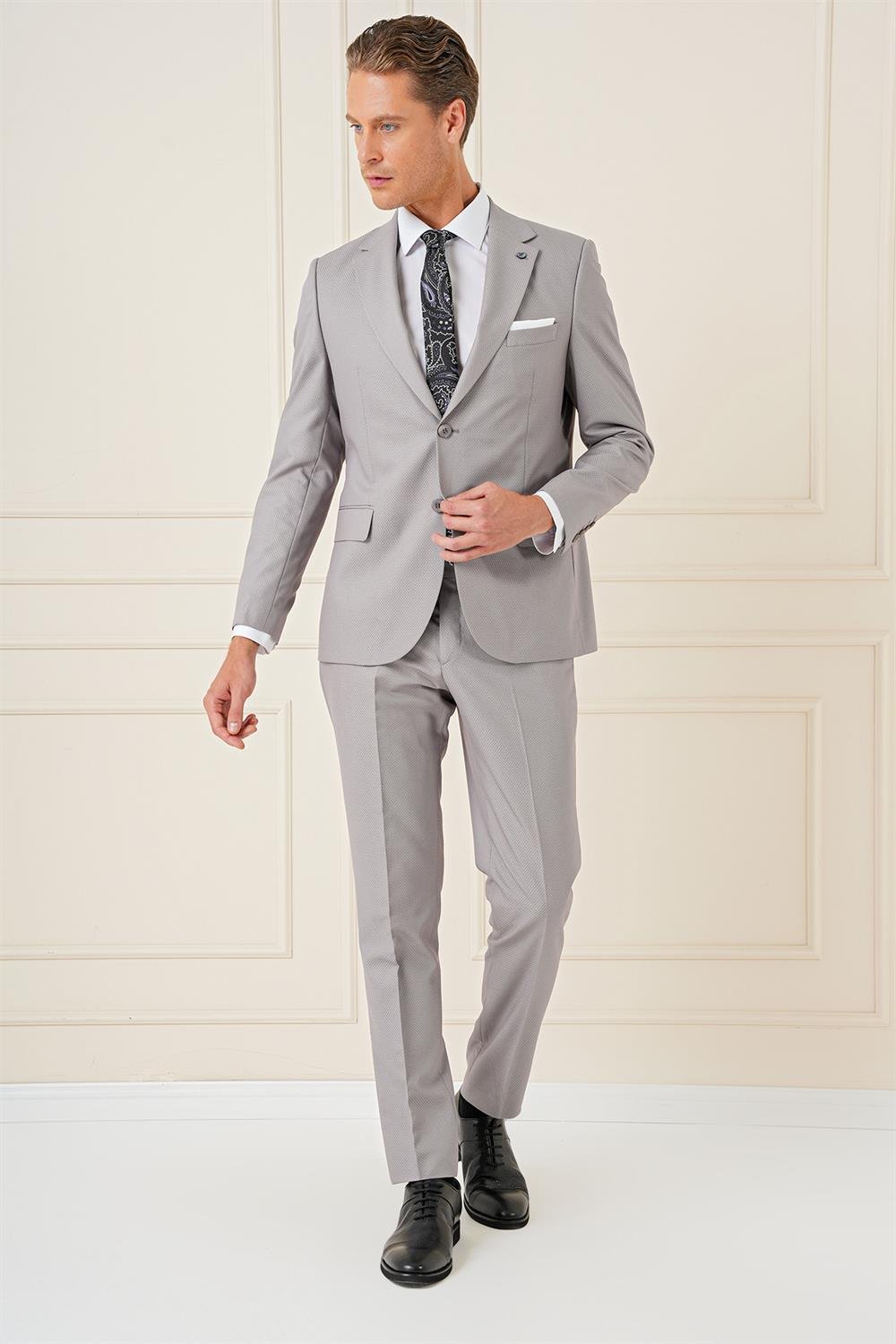 Tk 893 Slim Fit Jakarlı Çift Yırtmaç Klasik Gri Takım Elbise