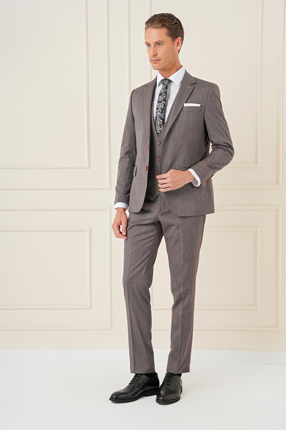 Tk 897 Slim Fit Esnek Yelekli Klasik Vizon Takım Elbise