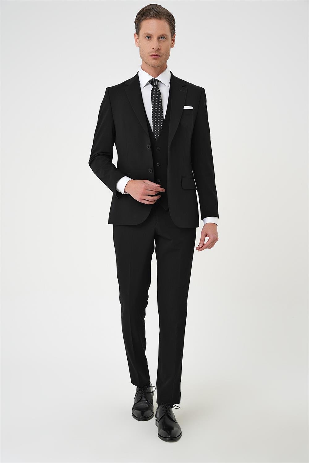 TK 901 Slim Fit Siyah Klasik Takım Elbise