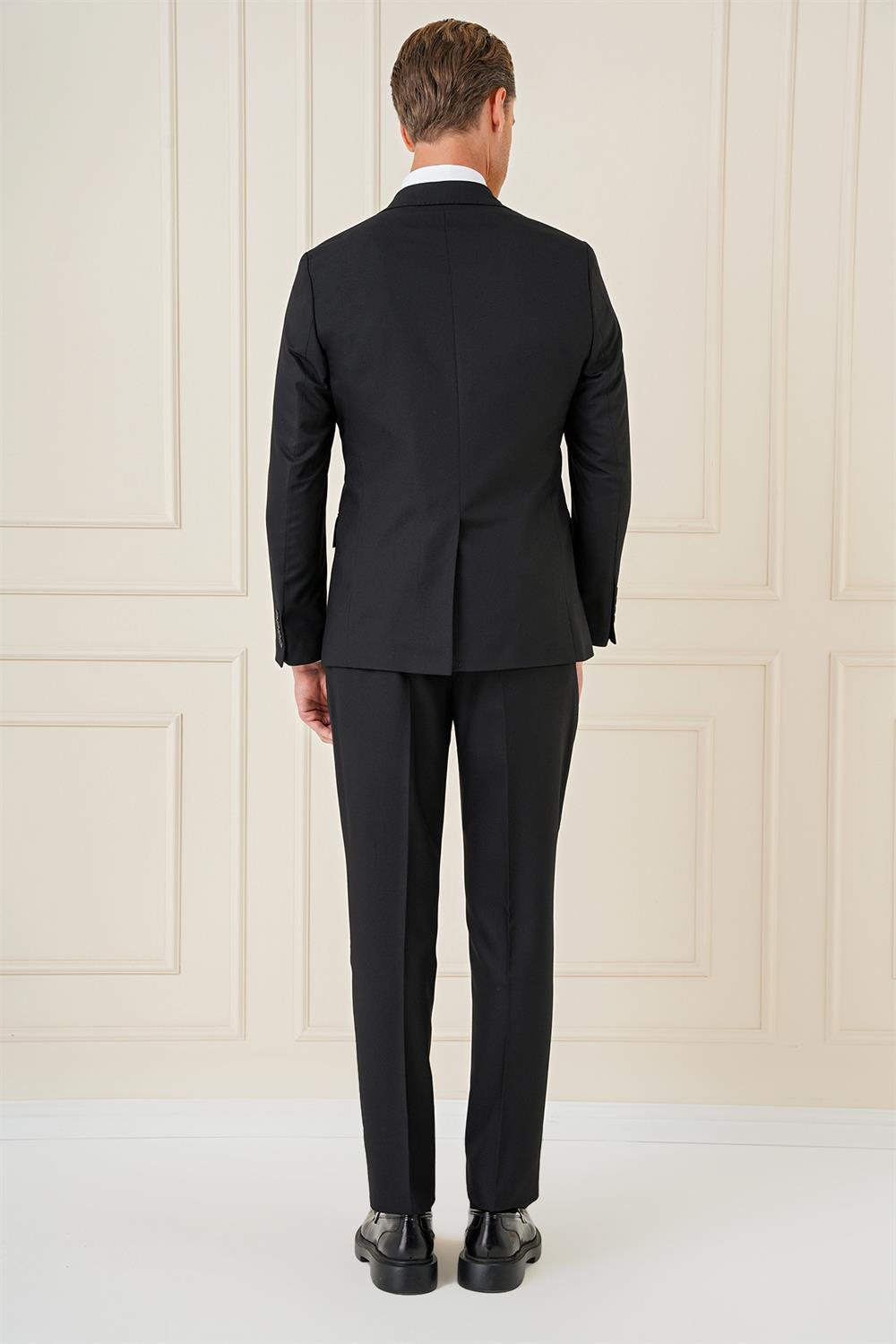 TK 903 Slim Fit Siyah Klasik Takım Elbise