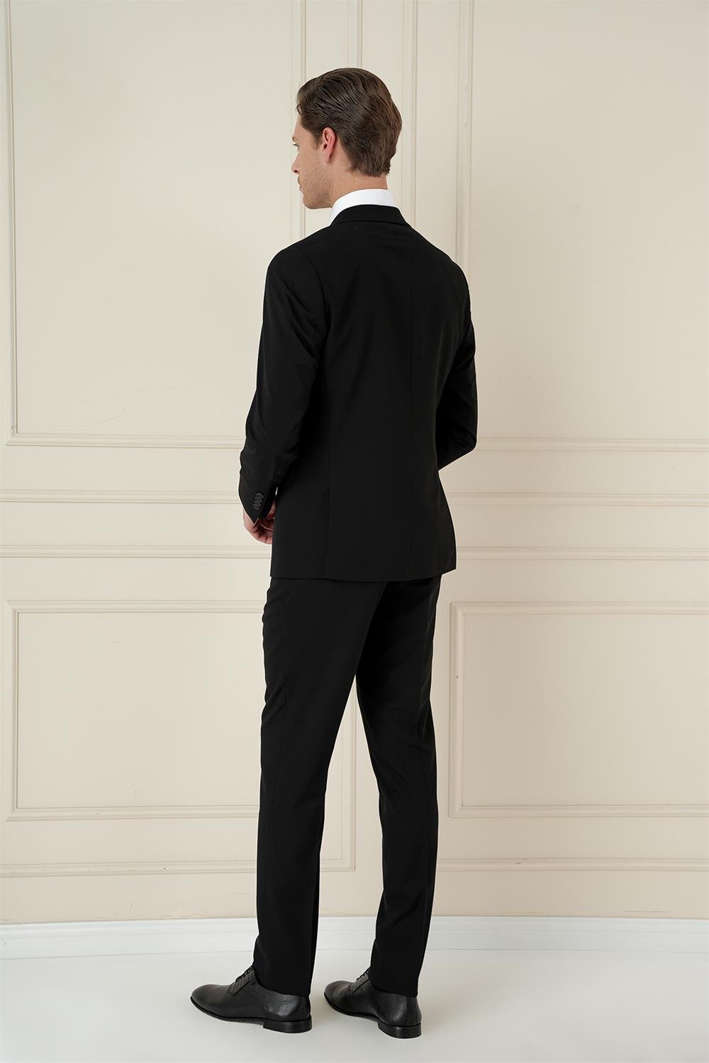Tk 912 Slim Fit Çift Yırtmaç Mono Yaka Klasik Siyah Takım Elbise