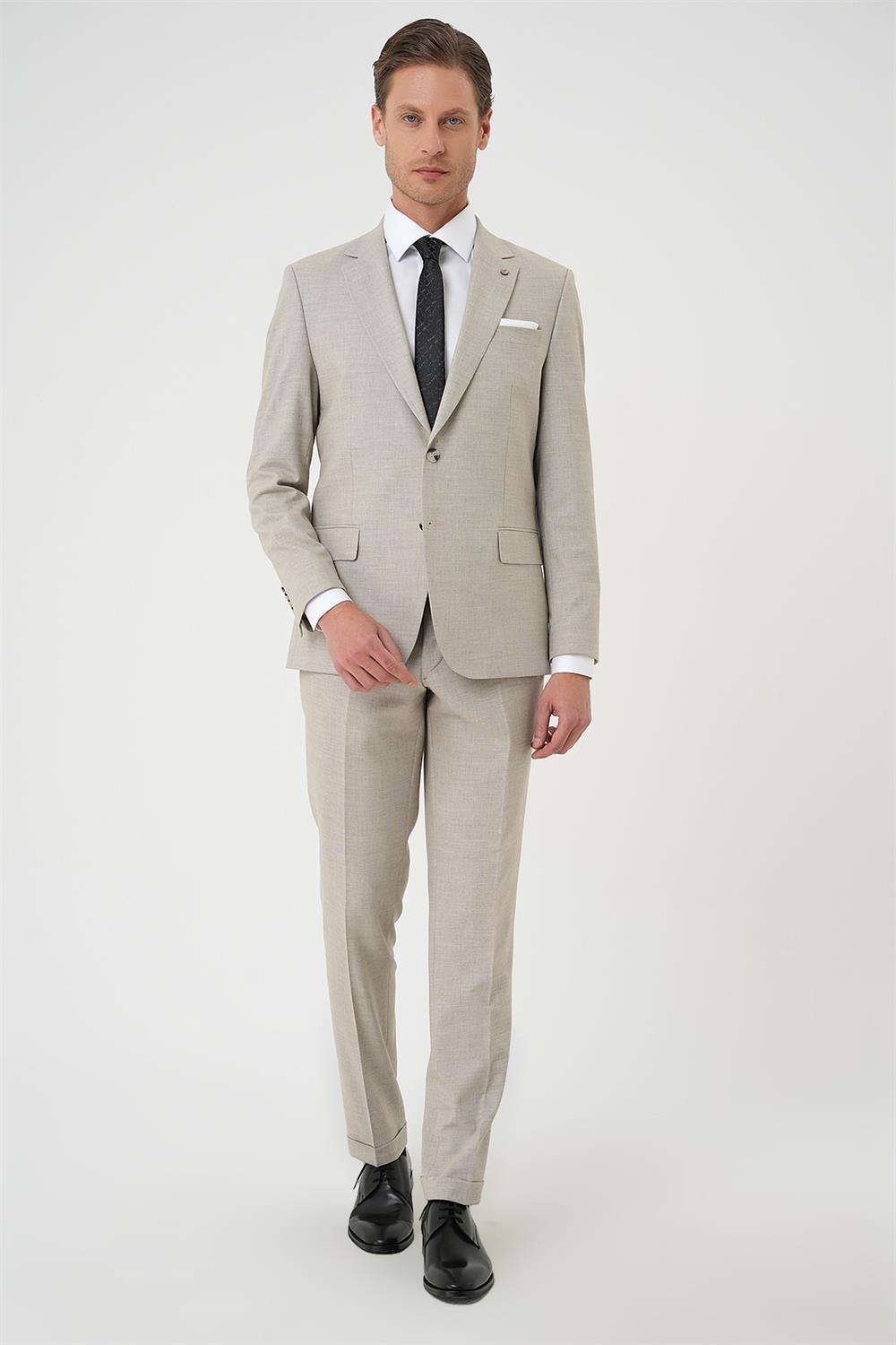 Tk 915 Slim Fit Çift Yırtmaç Dokulu Esnek Klasik Bej Takım Elbise