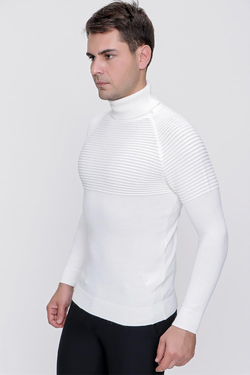 TR 822 Slim Fit Ekru Spor Triko
