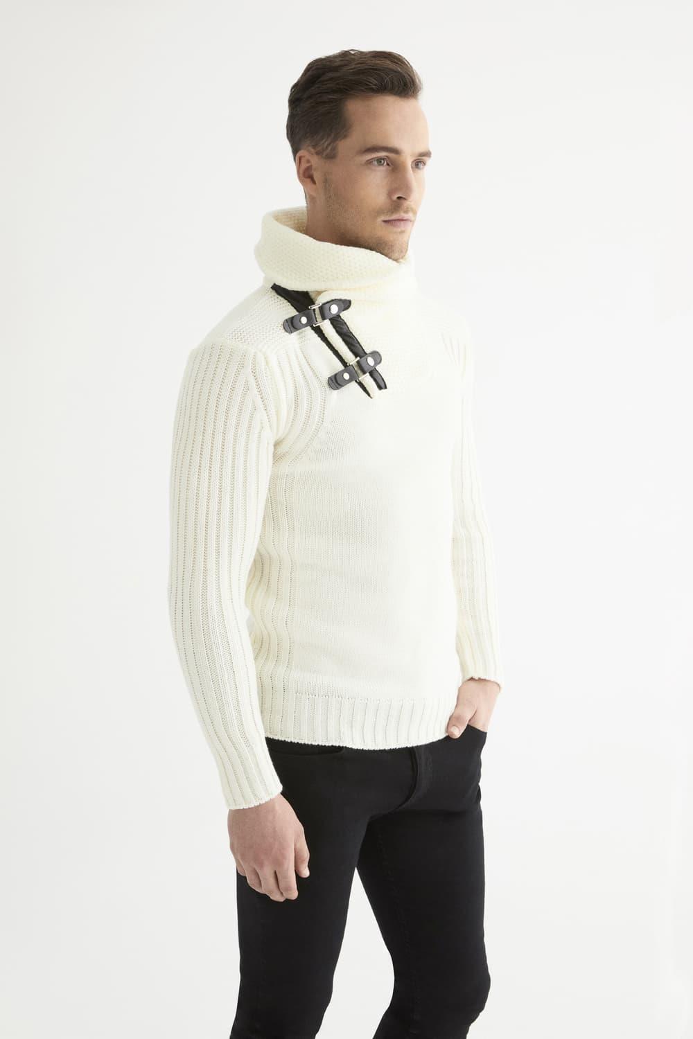 TR 828 Slim Fit Ekru Spor Triko