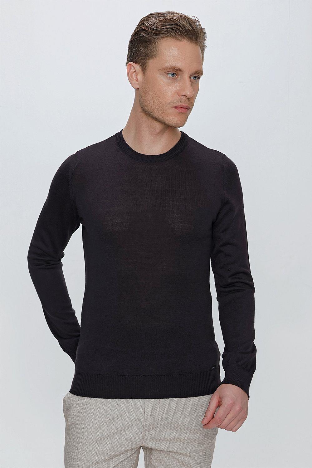 TR 840 Slim Fit Lacivert Klasik Triko