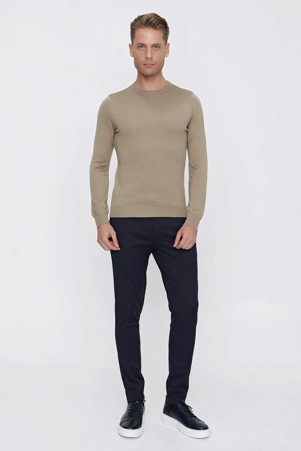 TR 840 Slim Fit Taş Klasik Triko