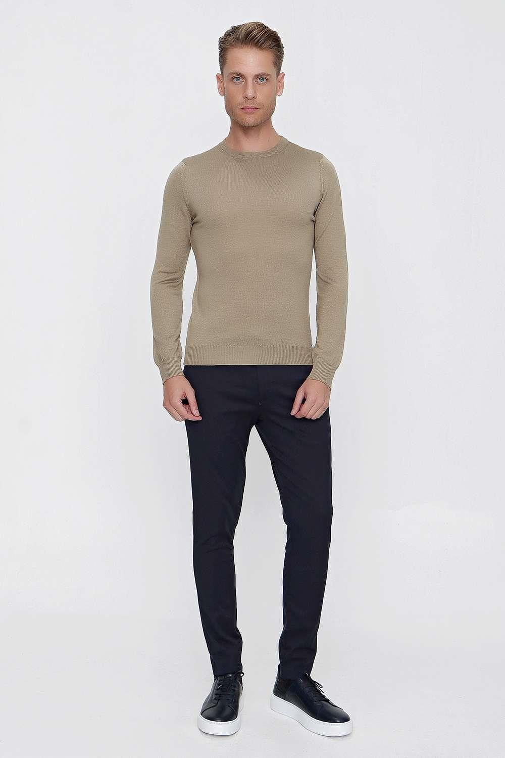 TR 840 Slim Fit Taş Klasik Triko