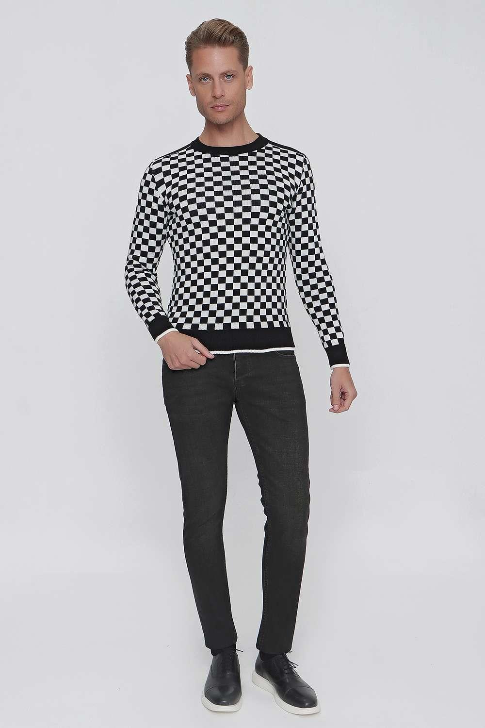 TR 843 Slim Fit Siyah Klasik Triko