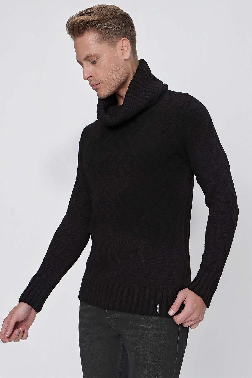 TR 844 Slim Fit Siyah Klasik Triko