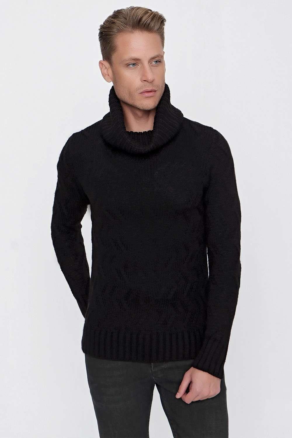 TR 844 Slim Fit Siyah Klasik Triko