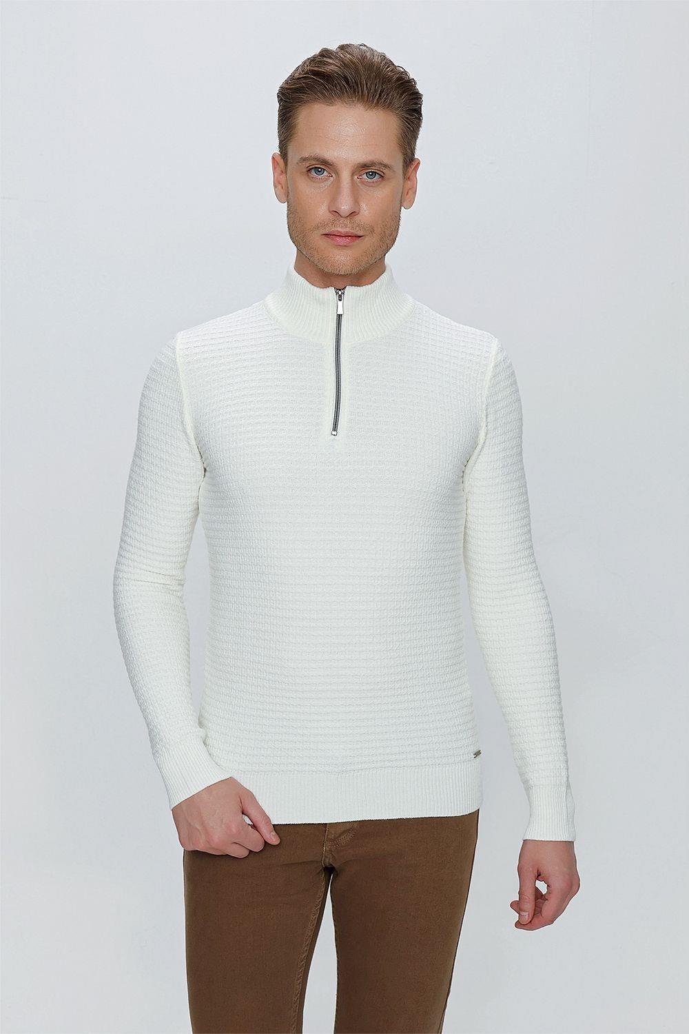 TR 845 Slim Fit Ekruorj Klasik Triko