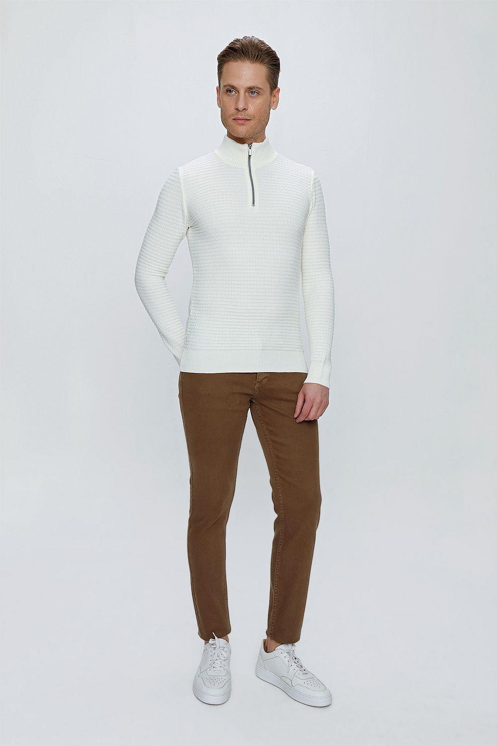 TR 845 Slim Fit Ekruorj Klasik Triko