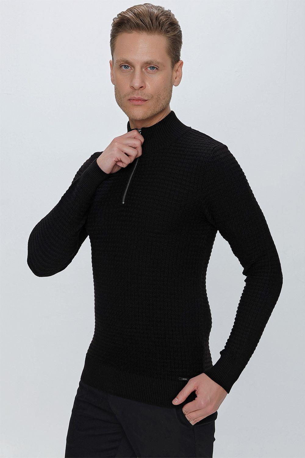 TR 845 Slim Fit Siyah Klasik Triko