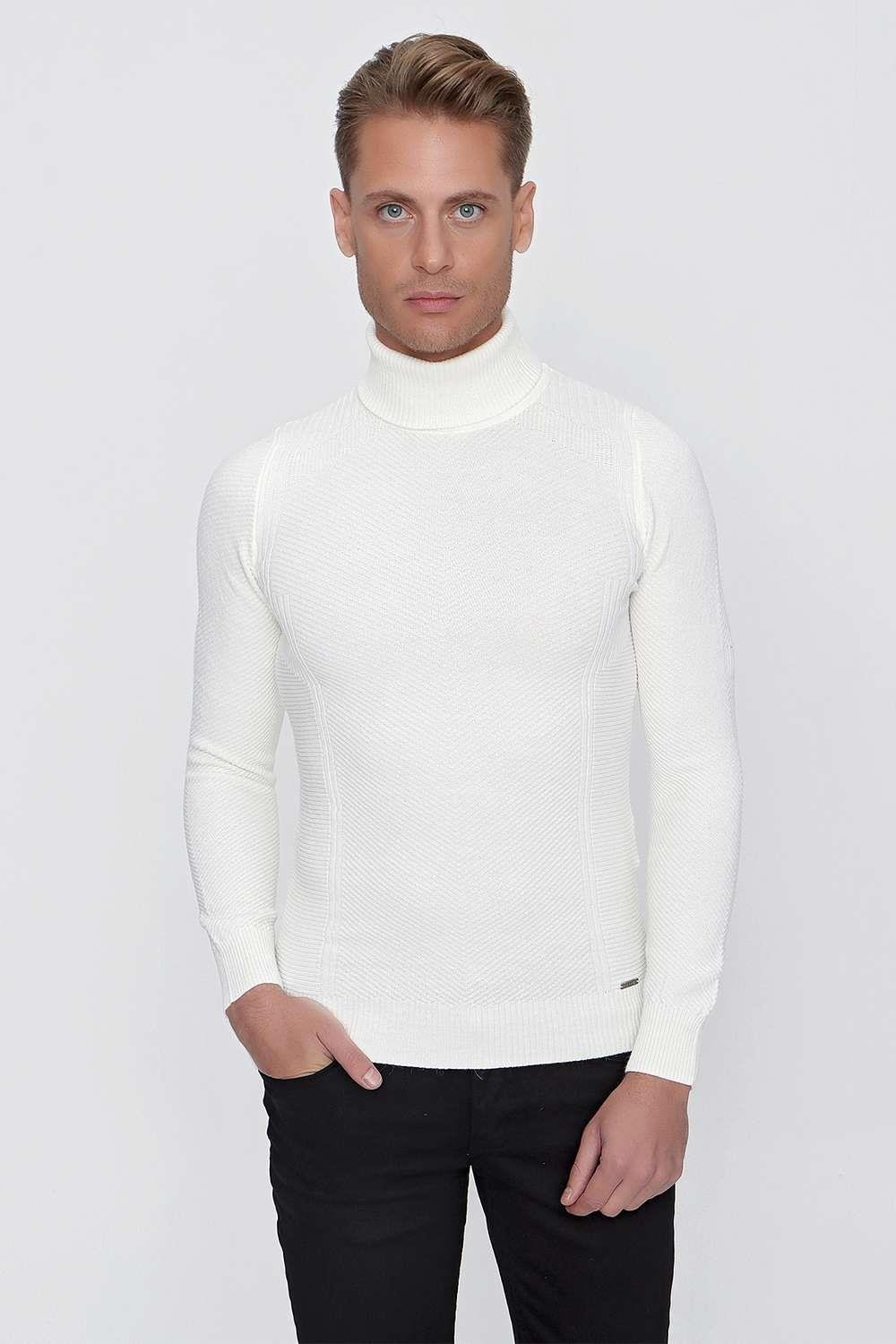 TR 847 Slim Fit Ekru Klasik Triko
