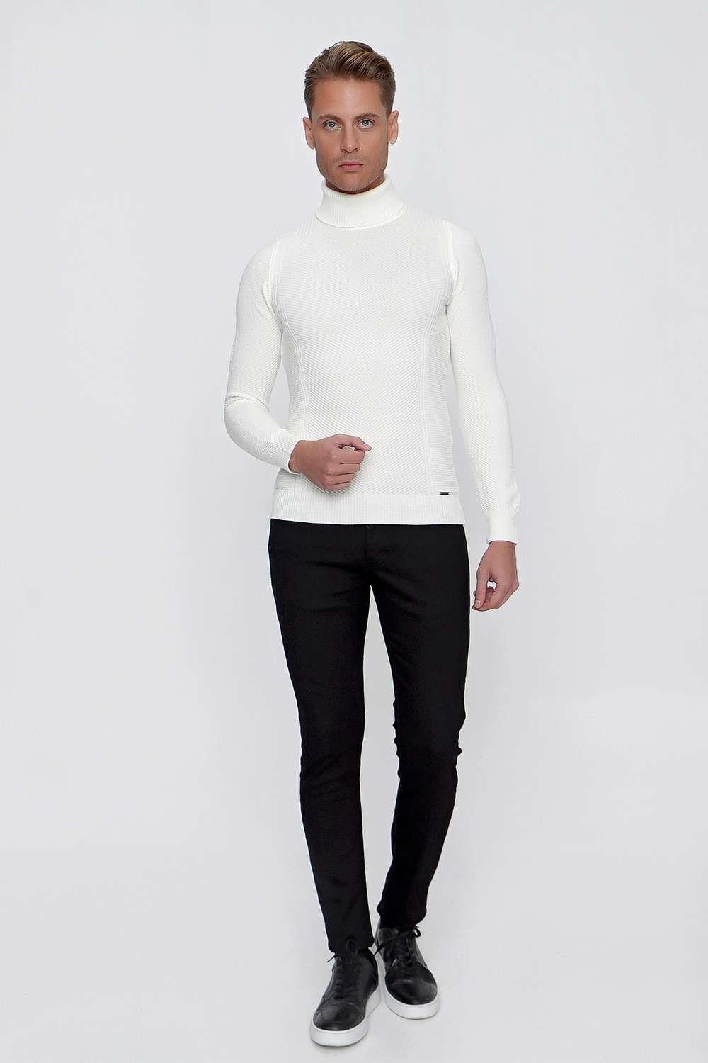 TR 847 Slim Fit Ekru Klasik Triko