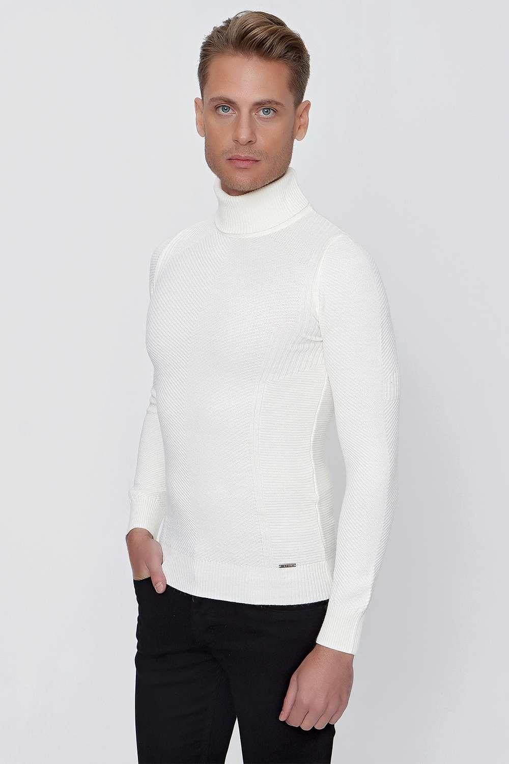 TR 847 Slim Fit Ekru Klasik Triko