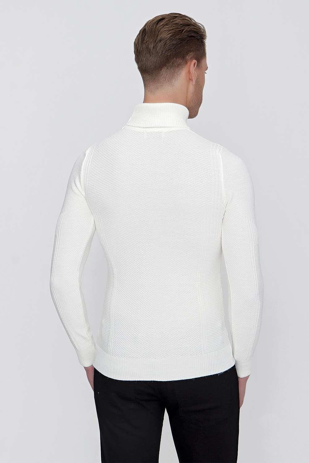 TR 847 Slim Fit Ekru Klasik Triko