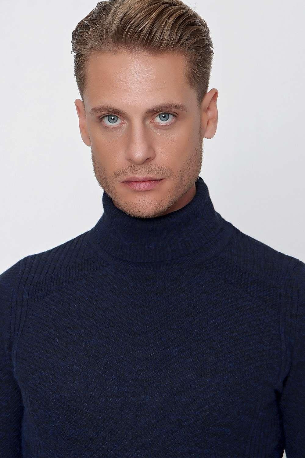 TR 847 Slim Fit Lacivert Klasik Triko