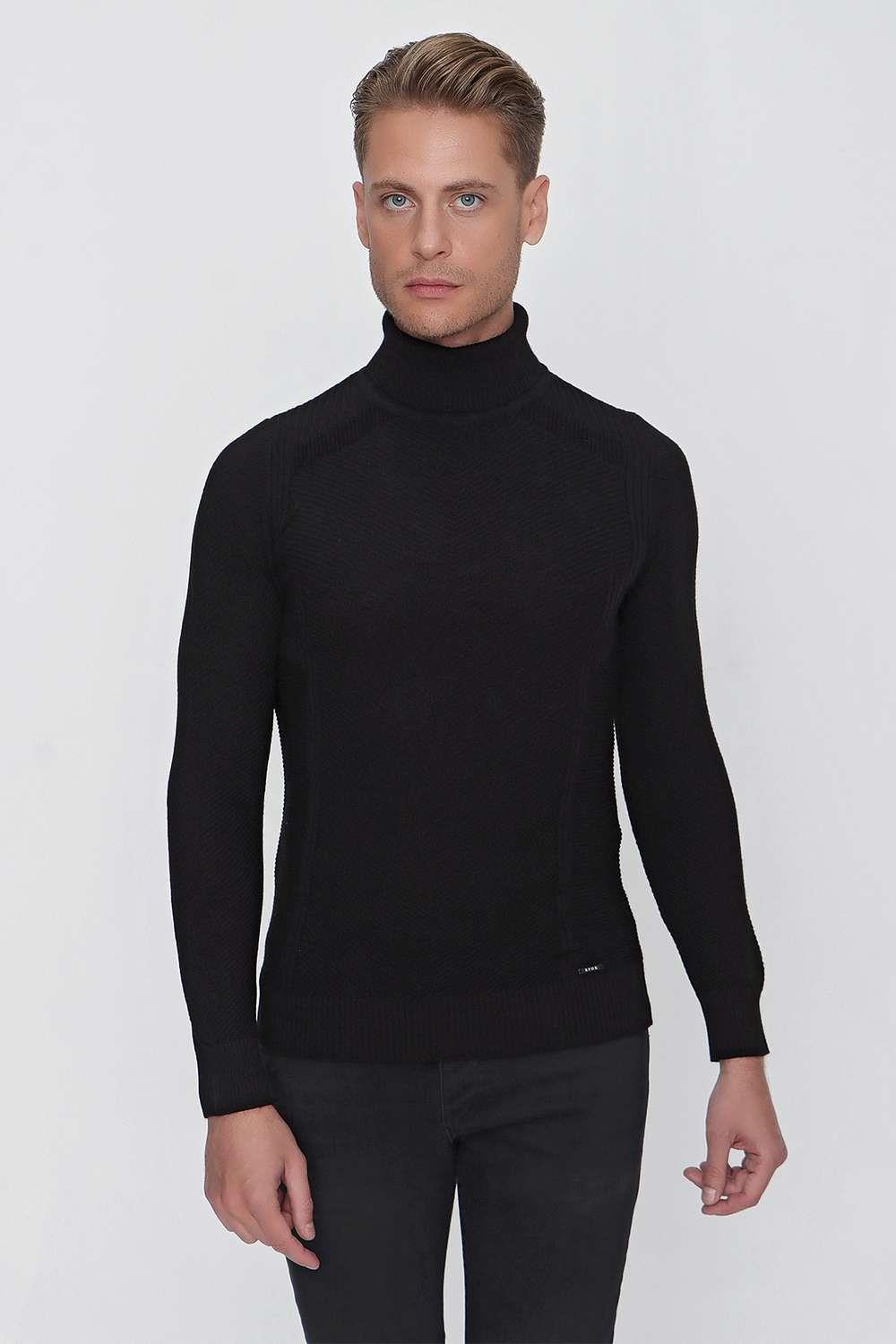TR 847 Slim Fit Siyah Klasik Triko