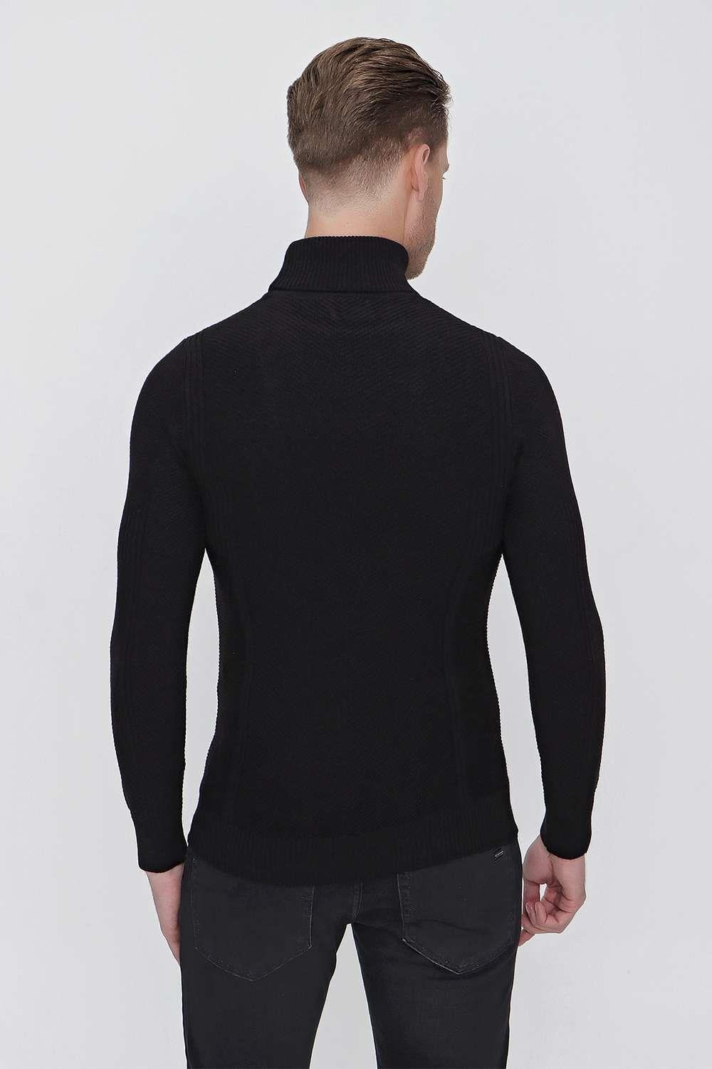 TR 847 Slim Fit Siyah Klasik Triko