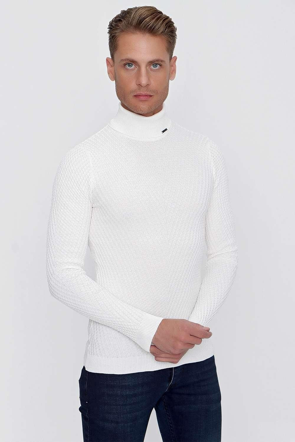 TR 848 Slim Fit Ekru Klasik Triko