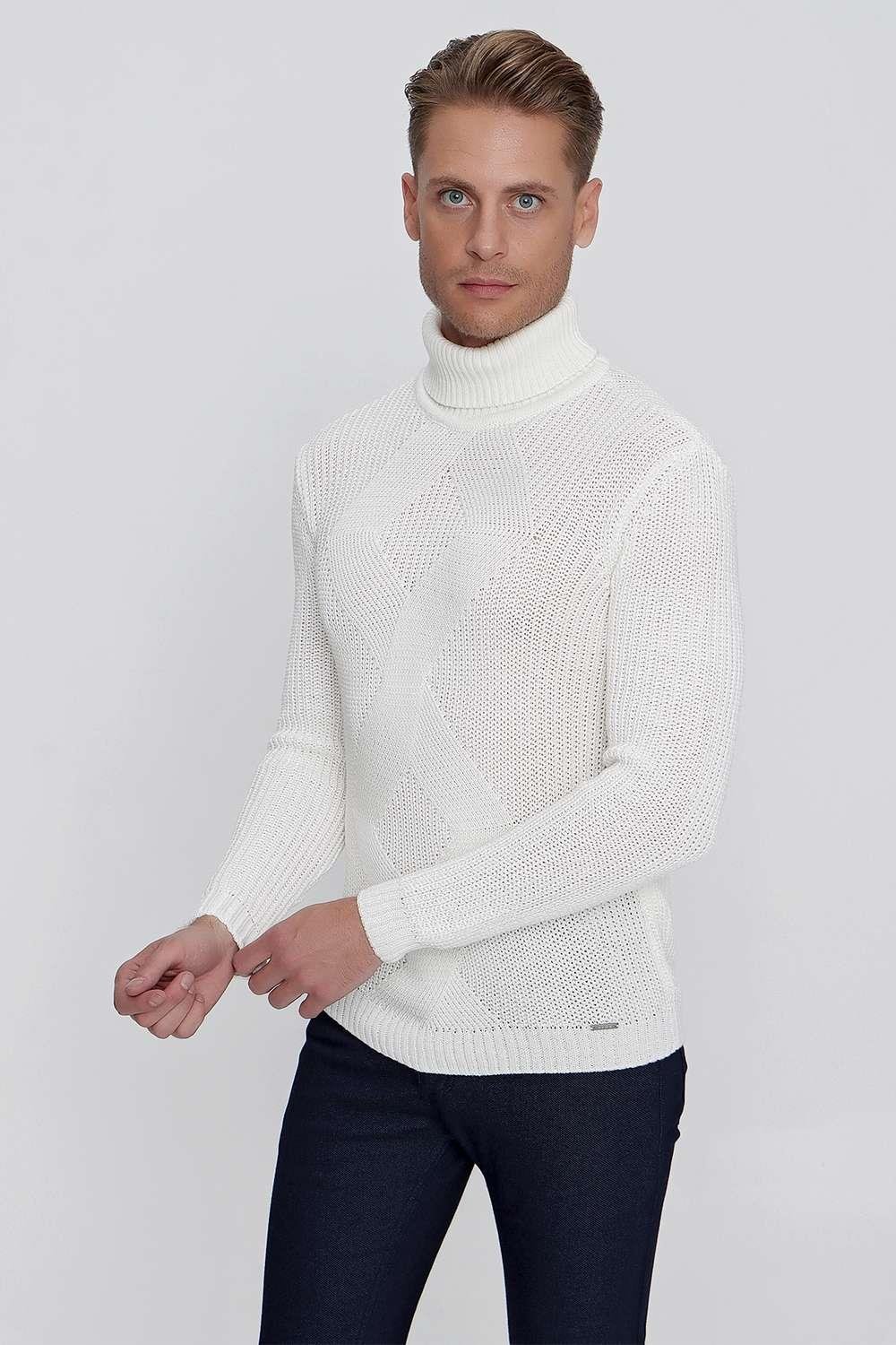 TR 850 Slim Fit Ekru Klasik Triko