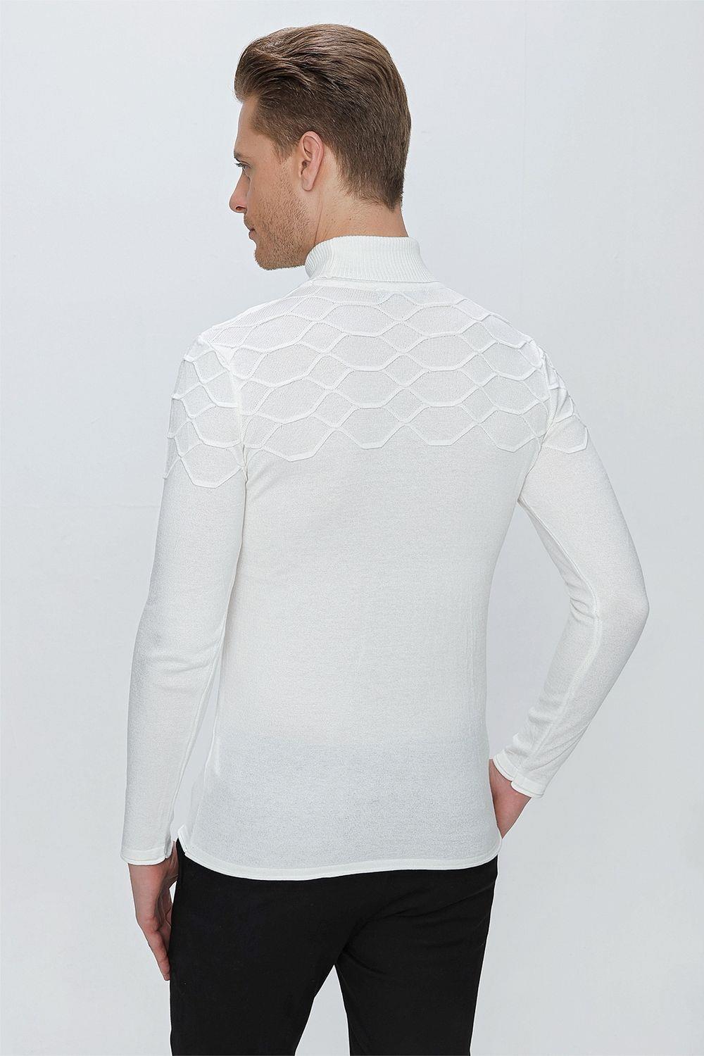 TR 851 Slim Fit Ekru Klasik Triko