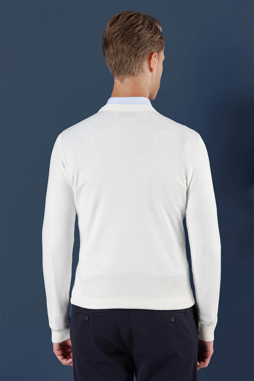 TR 858 Slim Fit Ekru Klasik Triko