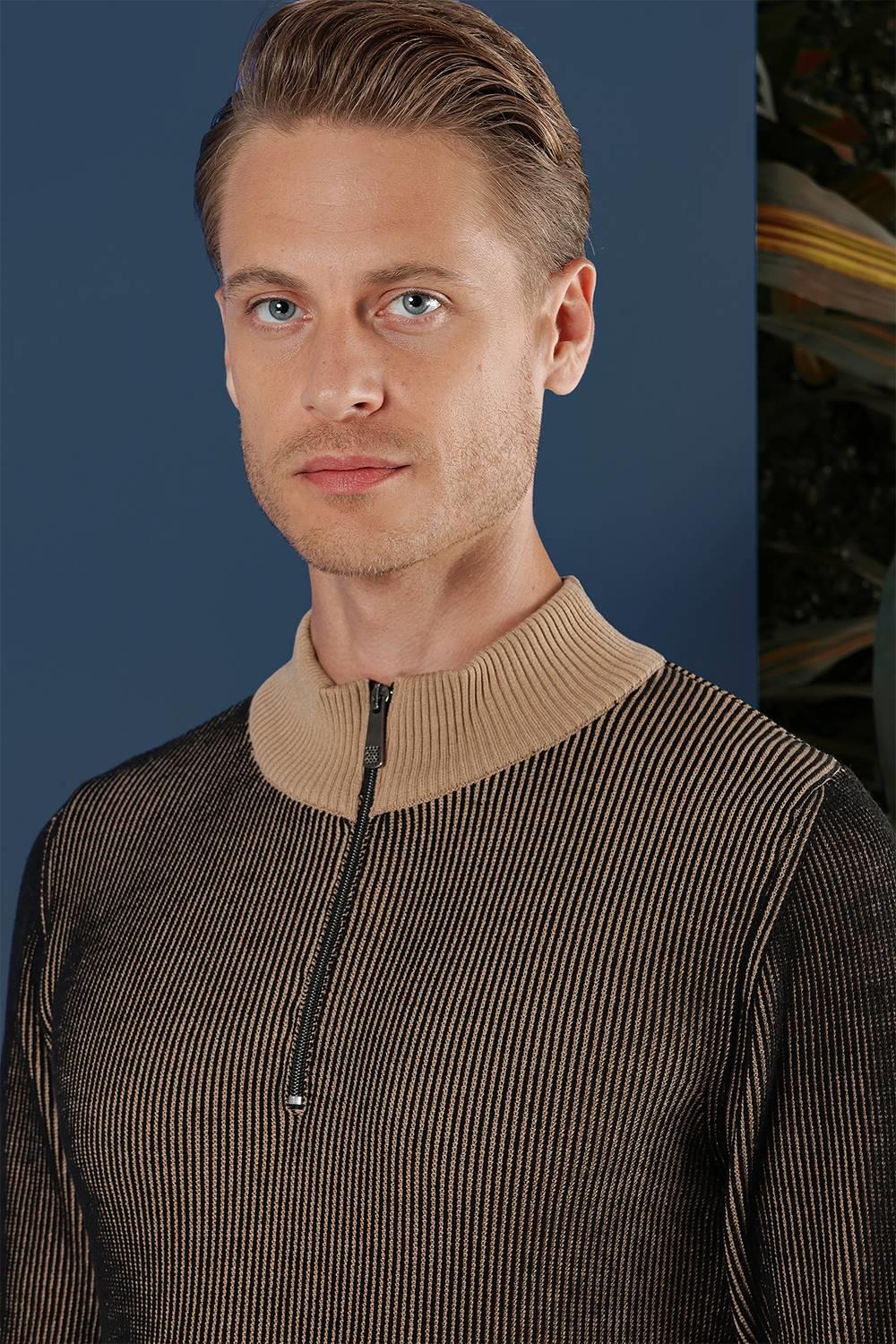 TR 859 Slim Fit Camel Klasik Triko