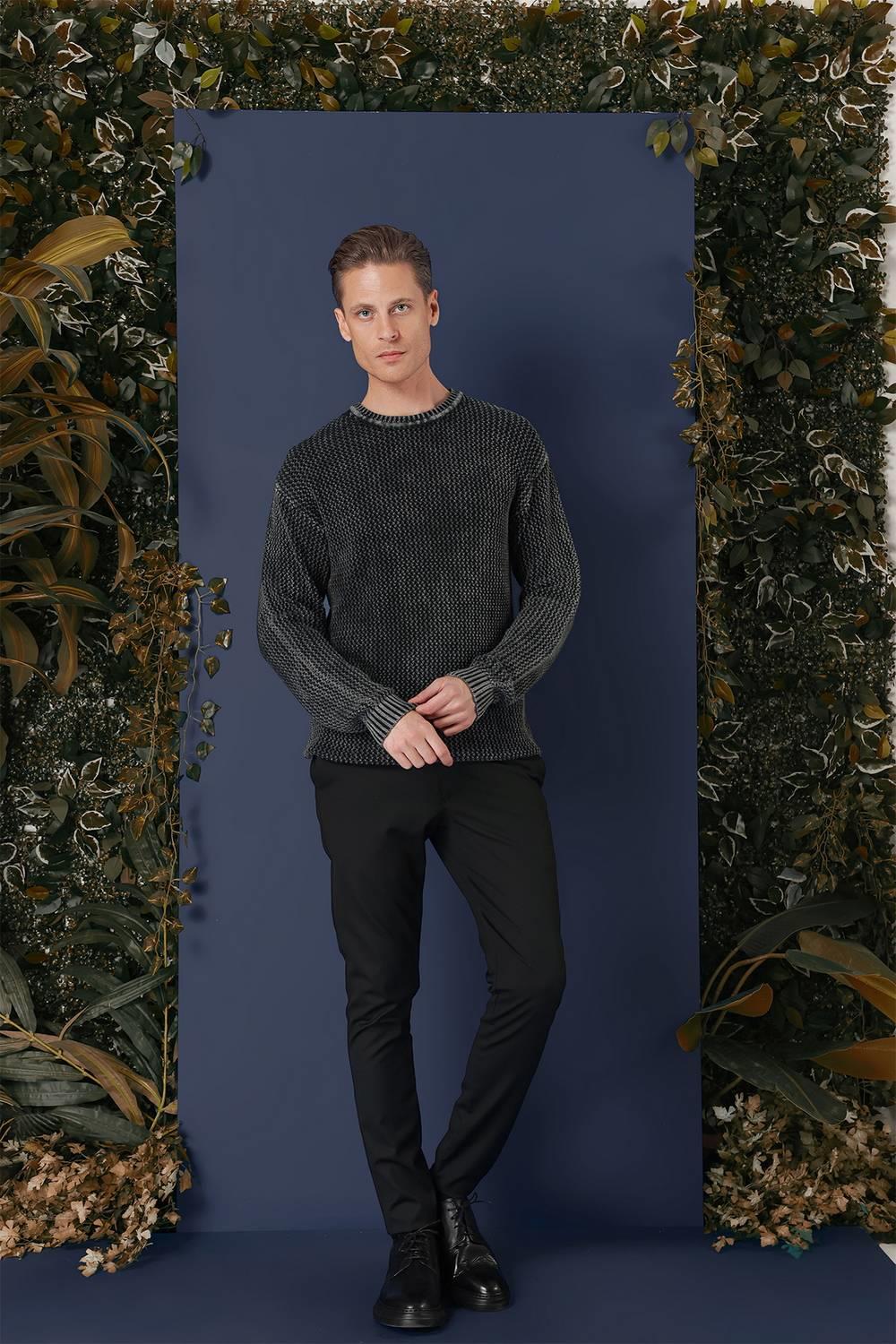 TR 862 Slim Fit Siyah Klasik Triko