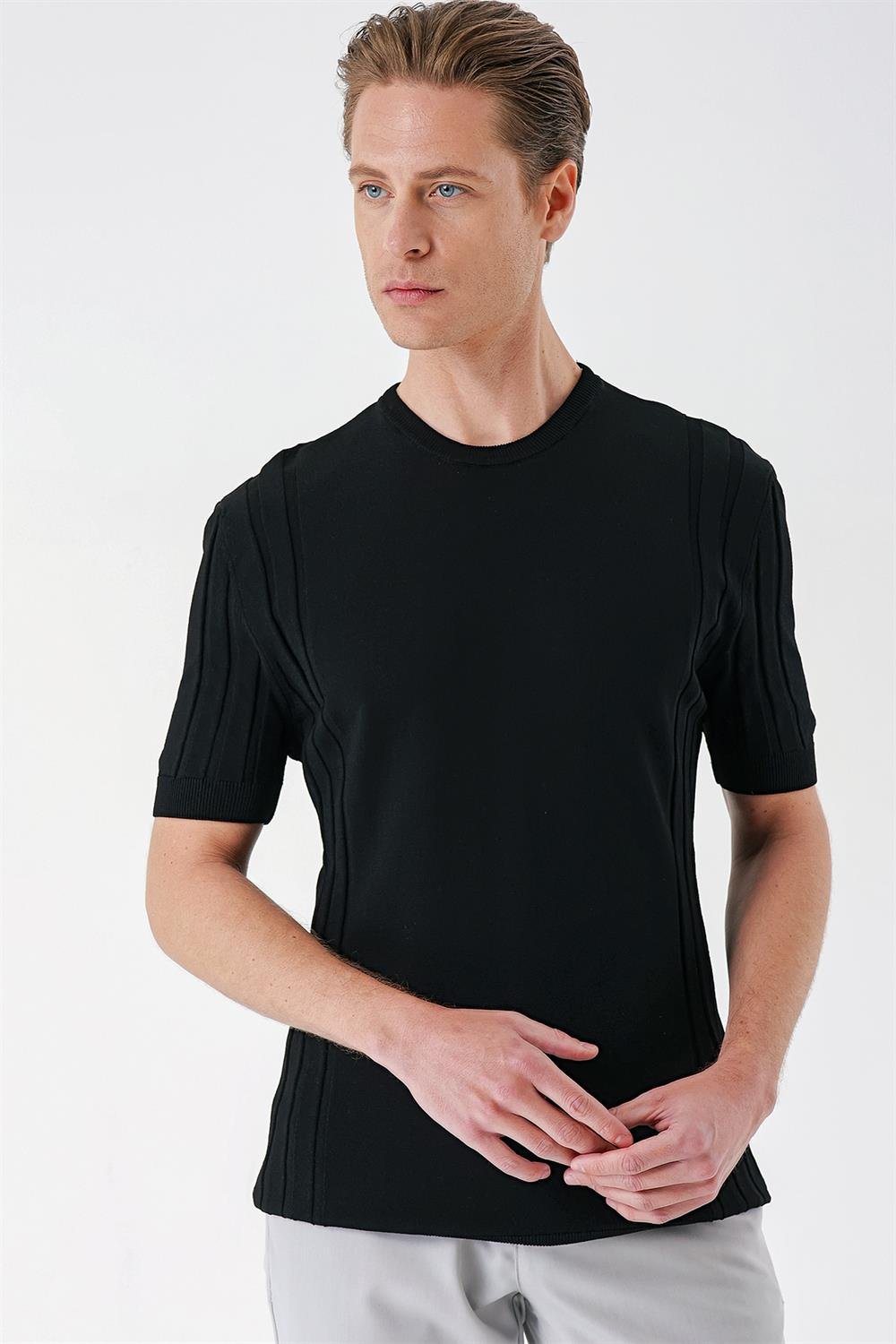 Tr 869 Slim Fit Bisiklet Yaka Kısa Kol Siyah Triko