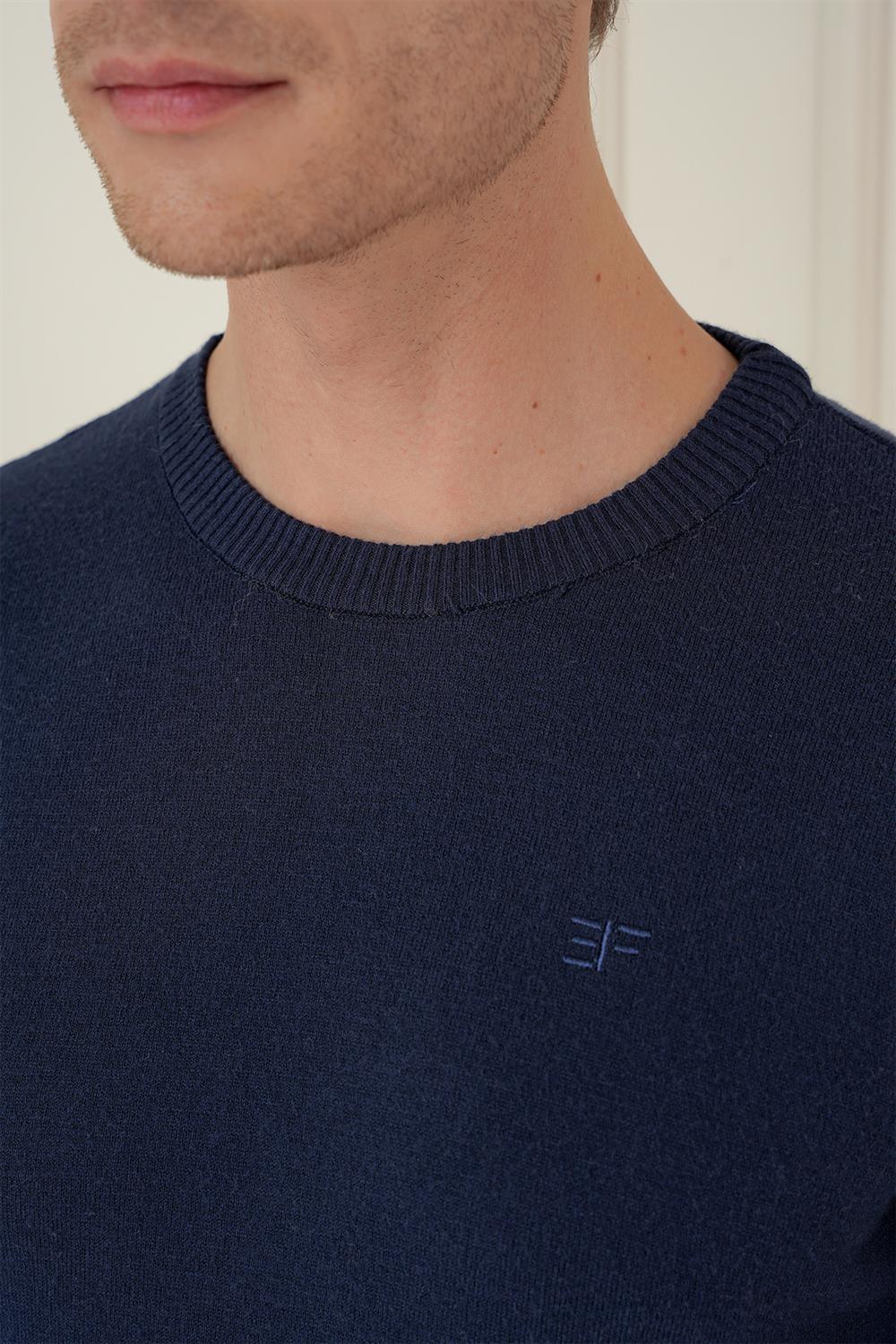 TR 875 Slim Fit Lacivert Klasik Triko
