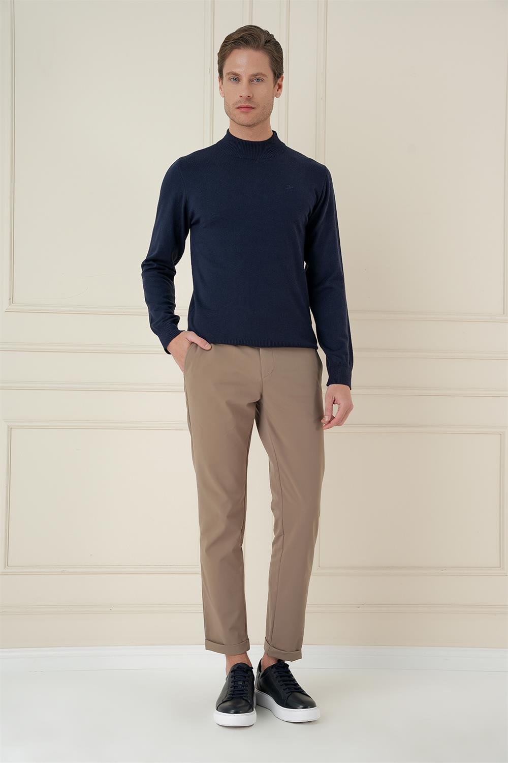 TR 876 Slim Fit Lacivert Klasik Triko