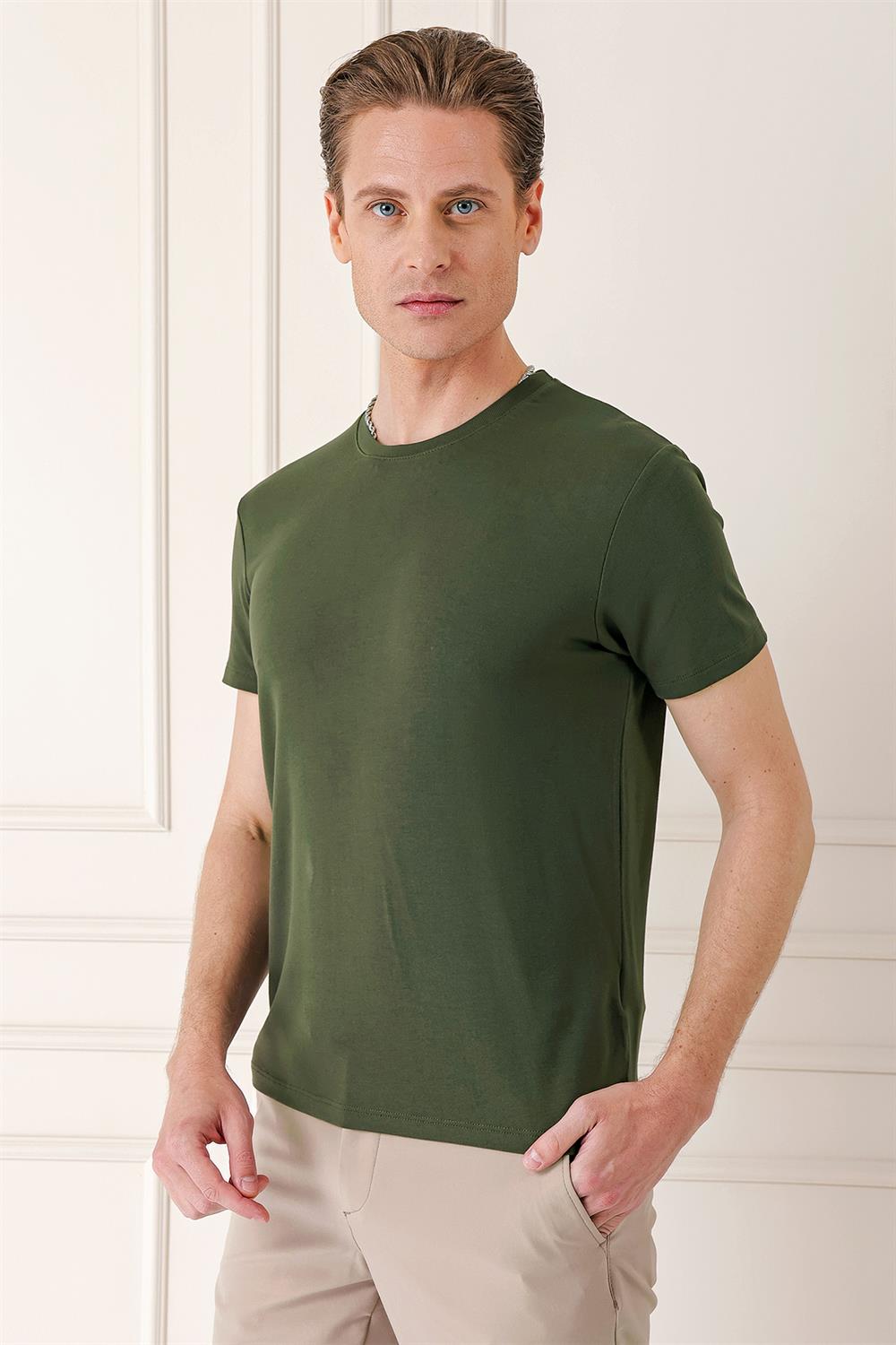 Ts 823 Slim Fit Bisiklet Yaka Düz Pamuklu Koyu Yeşil Tişört
