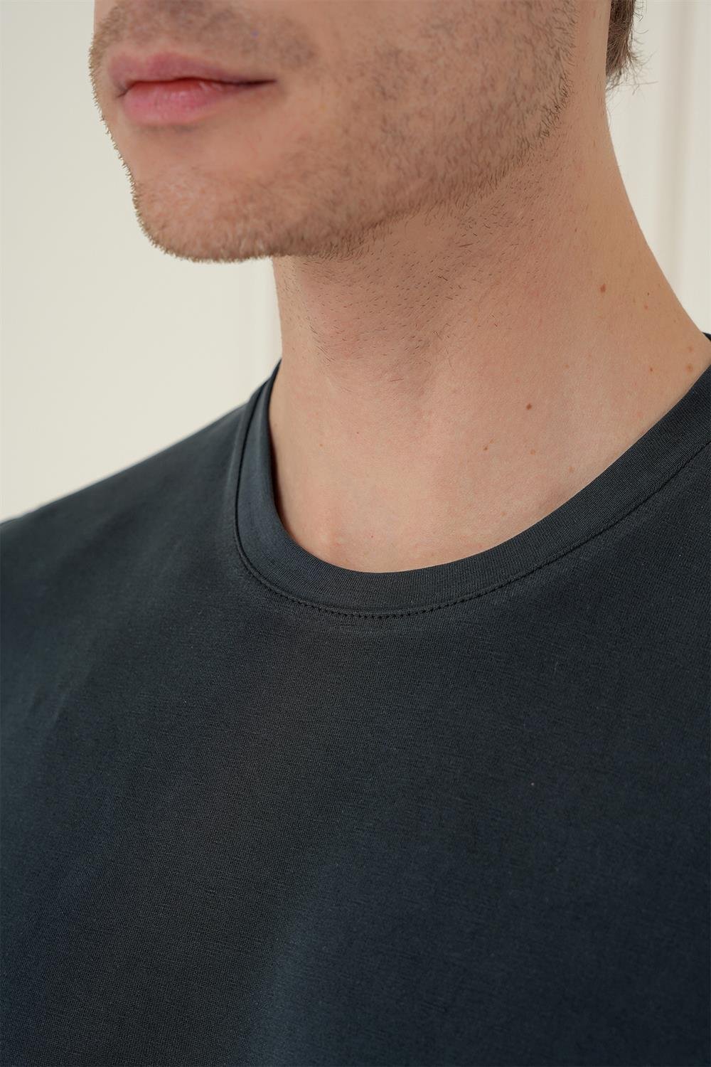 TS 895 T-SHIRT