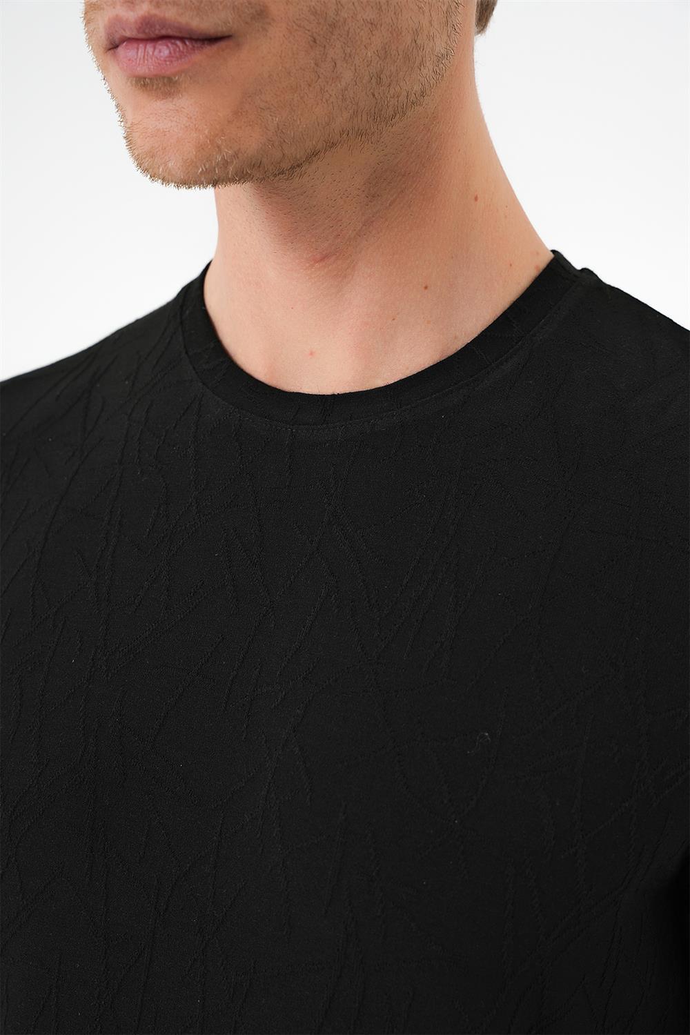 Ts 899 Comfort Fit Bisiklet Yaka Kabartma Desenli Casuel Siyah Tişört