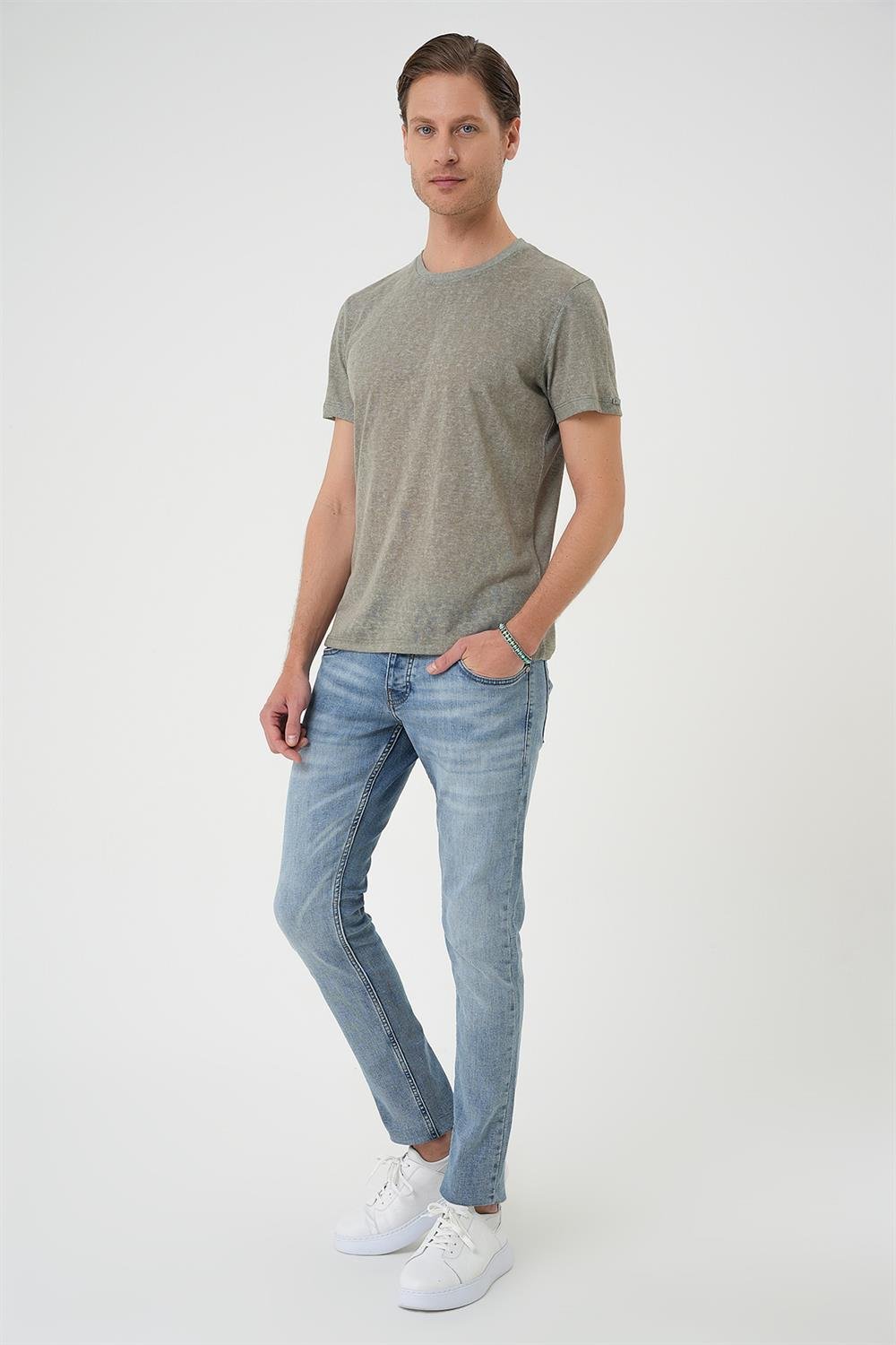 Ts 902 Comfort Fit Bisiklet Yaka Viskon Karışımlı Casual Açık Yeşil Tişört