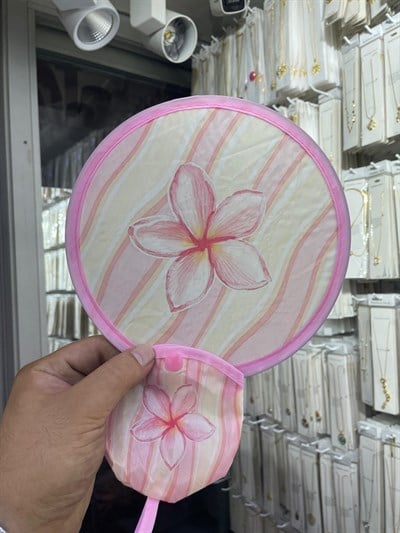 LOTUS ÇİÇEĞİ YELPAZE 