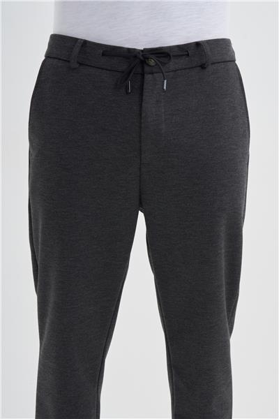 CAZ 0018 JOGGER PANTOLON