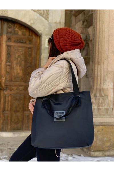 Kadın Siyah Orta Boy Çıtçıt Detaylı Omuz Çantası