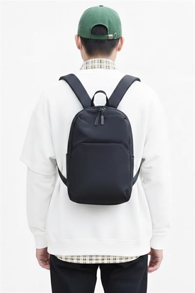 Küçük Ebatlı Sırt Çantası - Günlük Kullanım ve Yürüyüş İçin Uygun - Su Geçirmez Kumaş - 8 Litre